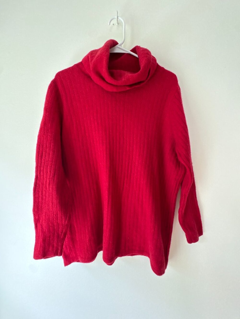 Deane & White Woman Red Ribbed Knit Lambswool Angora Cowl Neck Sweater - Plus Si